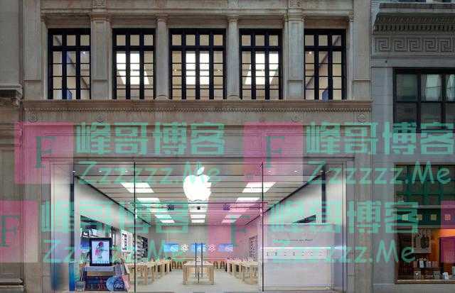 美国洗劫苹果商店的人发现iPhone变砖头！网友：拆了当零件卖