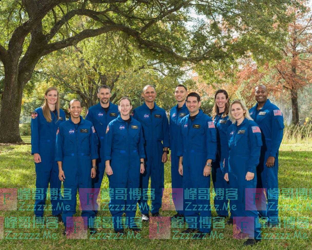 NASA选出10名预备宇航员：6男4女，年龄32-45岁