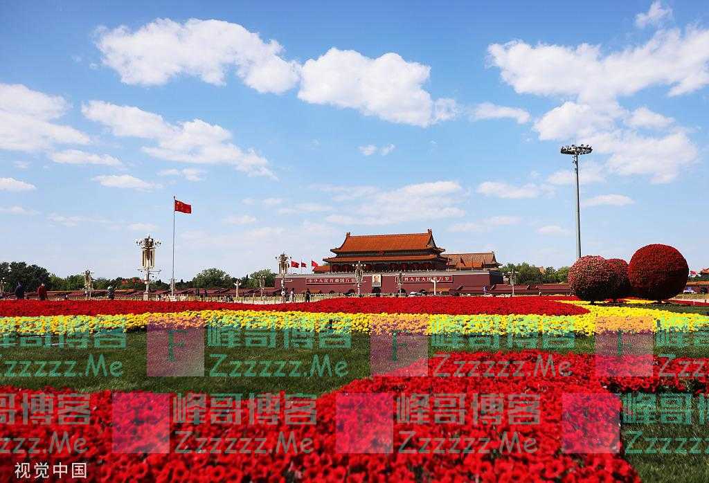 天安门广场布置一新 喜迎“五一”国际劳动节