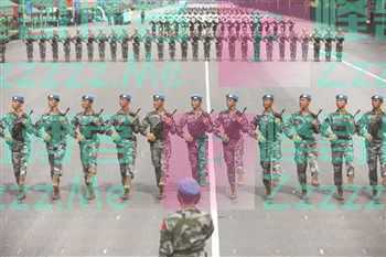 军队为什么要走正步？
