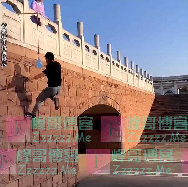 小伙练轻功水上漂拍成短视频没火，被派出所叫去备案，这一下他真的要火了