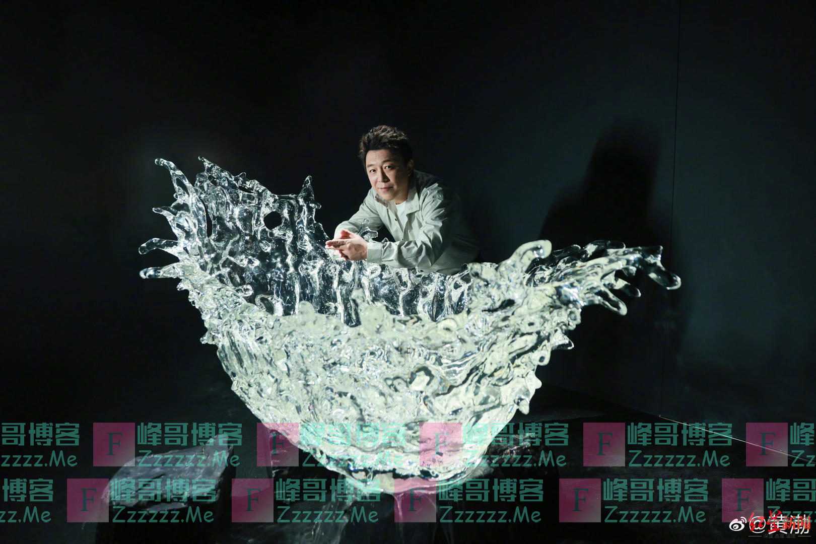 黄渤跨界“浪”起来，首次以艺术家身份公开展出作品