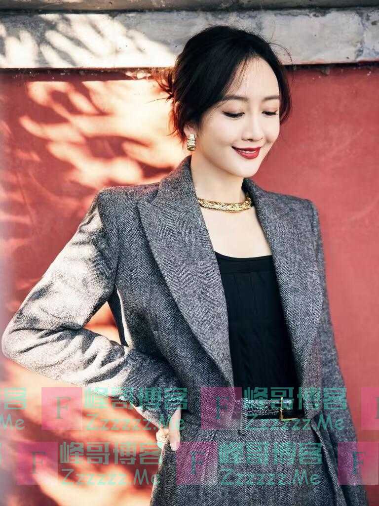 王鸥的穿搭太圈粉了！原来朴素的服装，才是优雅女人的首选