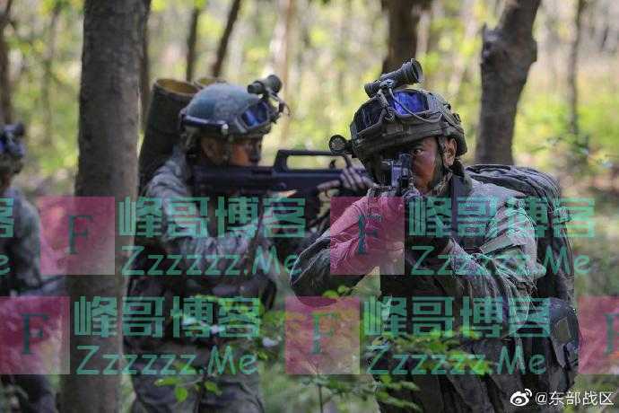 直击东部战区练兵备战现场 单兵综合演练画面超燃