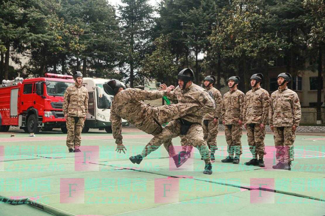 教练员集训淬火“武教头”