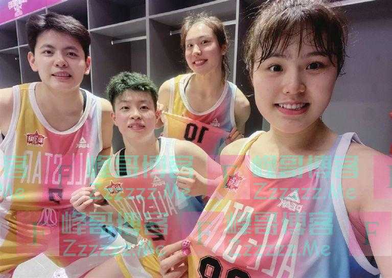 中国女篮队员山西姑娘李月汝：“小宝”和她的大烦恼