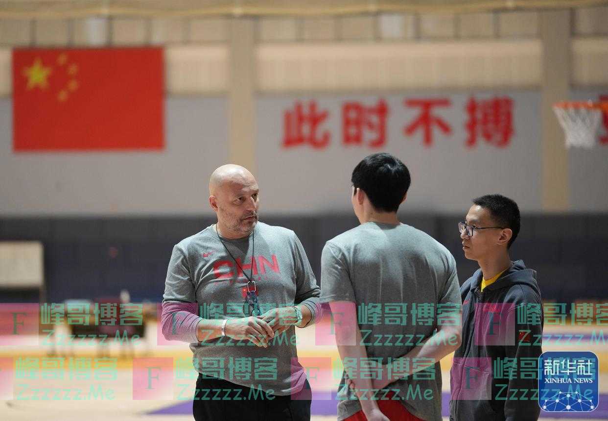篮球｜中国男篮集训队公开训练课在沪举行