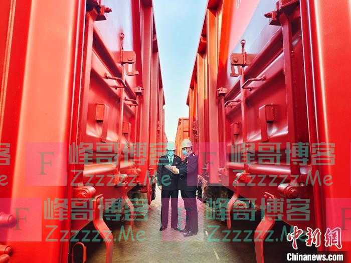 中巴经济走廊重点铁路物资项目首批铁路车辆顺利发运