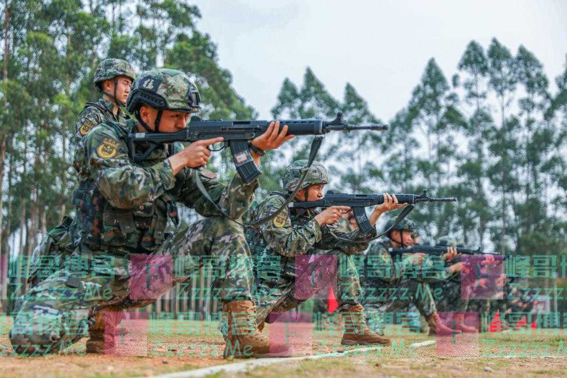 火力全开！直击武警官兵勤训轮换现场