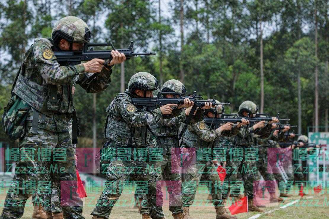 火力全开！直击武警官兵勤训轮换现场