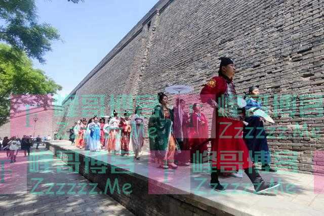 在西安，为什么能实现“汉服自由”？