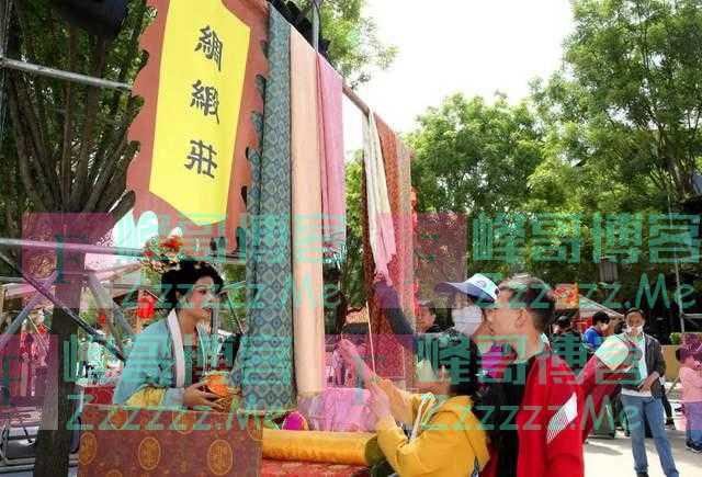 在西安，为什么能实现“汉服自由”？