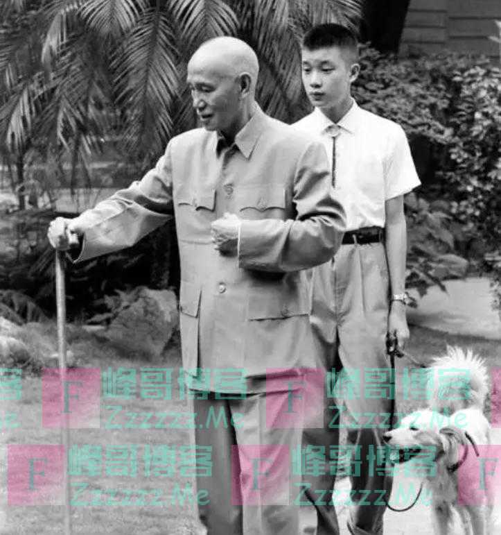 1965年，毛主席邀请蒋介石回大陆，蒋介石听后，一连开出六个条件
