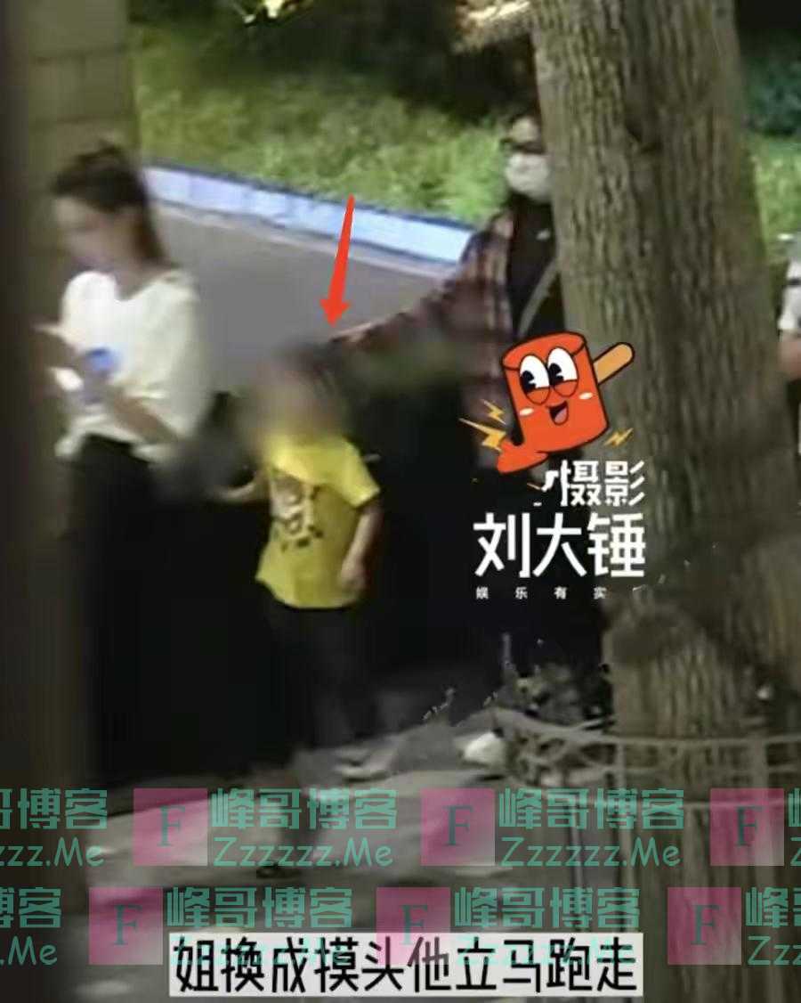 好消息！冯绍峰和赵丽颖终于复合了，首次合体带娃聚餐还穿情侣装