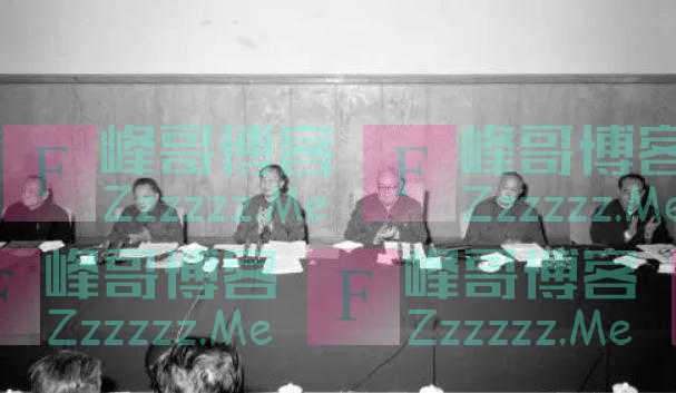 汪东兴曾向伟人力荐一人，晚年十分悔恨懊恼：我瞎了眼