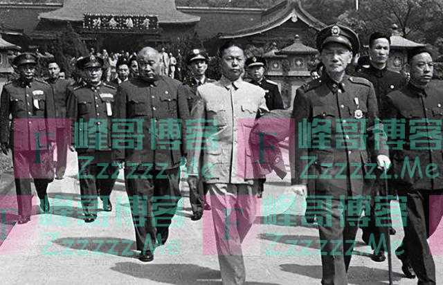 汪东兴曾向伟人力荐一人，晚年十分悔恨懊恼：我瞎了眼