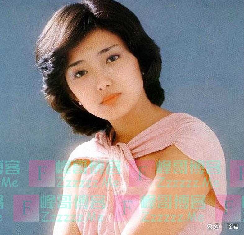 山口百惠：40年前的日本女神，巅峰时嫁人隐退，今64岁终坠入凡尘