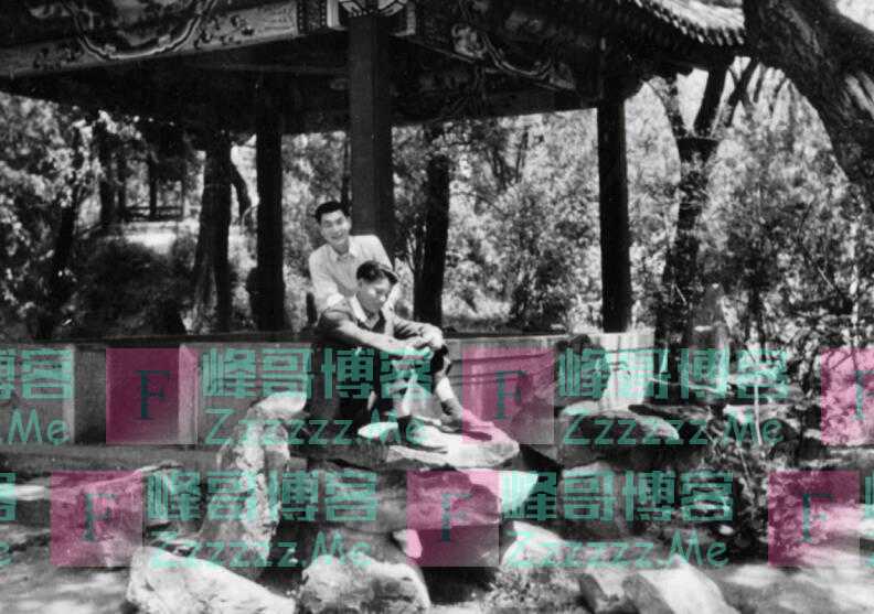 朱镕基家人情况：当众称夫人劳安“可爱”，一儿一女皆成栋梁之才