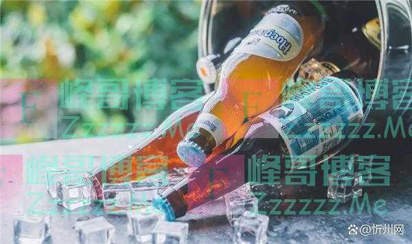天气渐热，是喝白酒还是喝啤酒？牢记2不喝，春夏喝酒也舒服