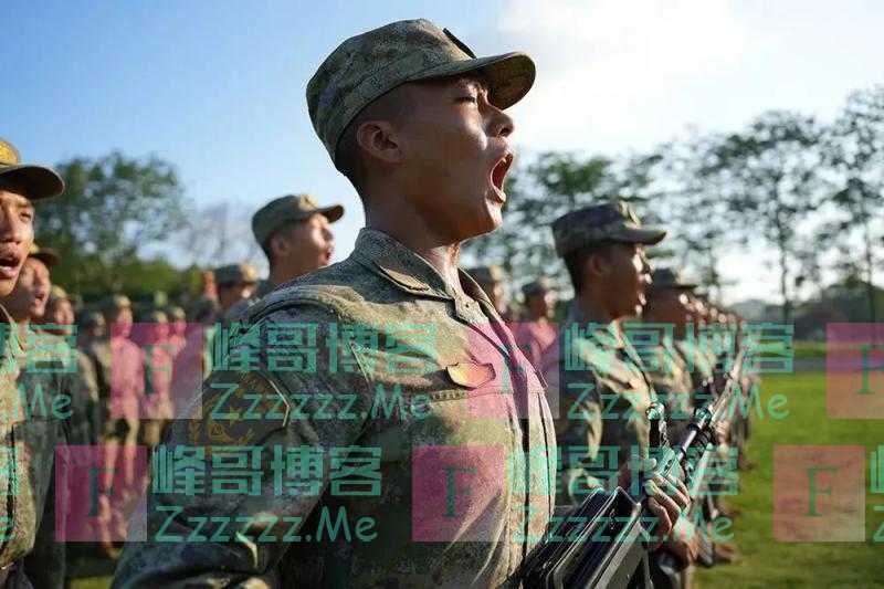 又到新兵授枪季，你知道新兵授什么枪吗？