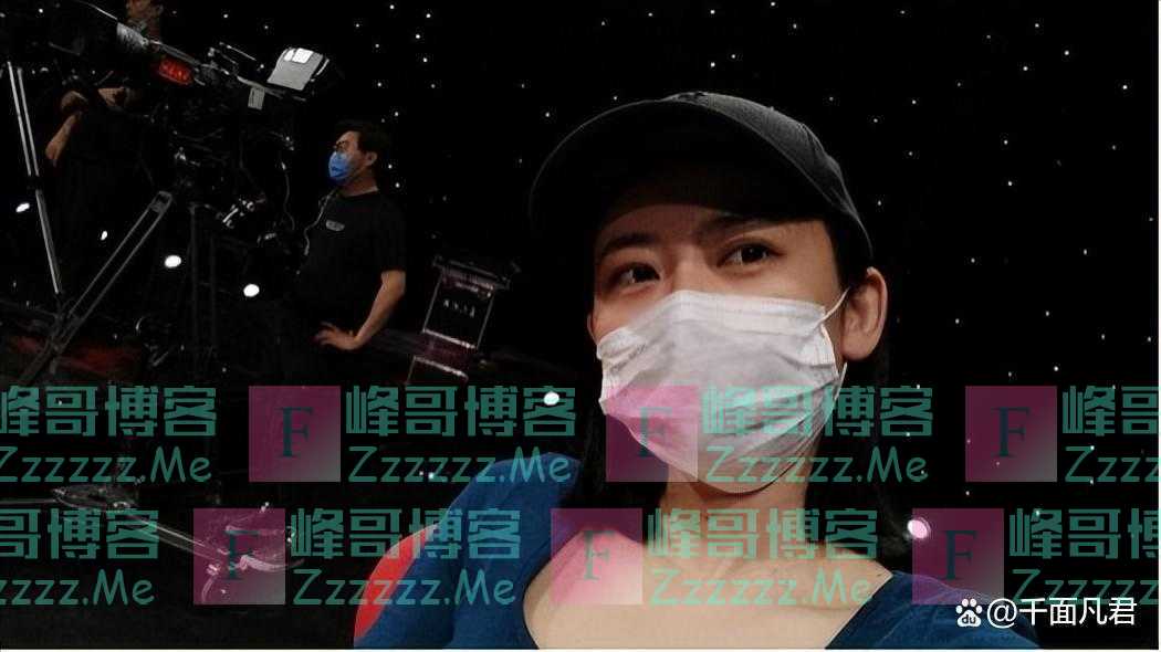 我央视美女导演，35岁辞职摆地摊卖玩具，最多一天挣5000，不后悔