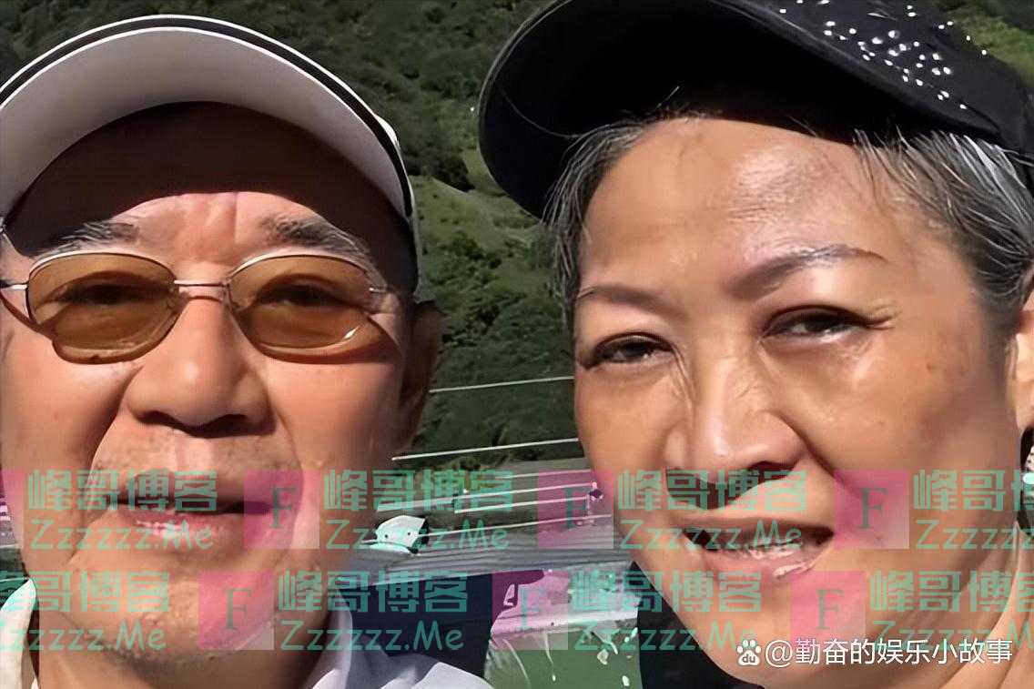 71岁李立群又被儿子“坑”，深夜哭诉带货内幕，往后两年都难消停