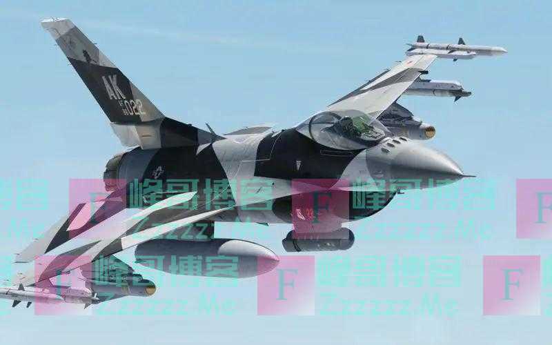 西方欲援乌F-16战机，普京：俄罗斯核武器数量比北约多