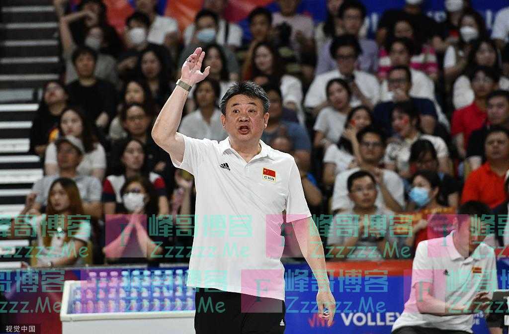「世界女排联赛总结」混乱格局中，中国女排“摸底考试”找回自信