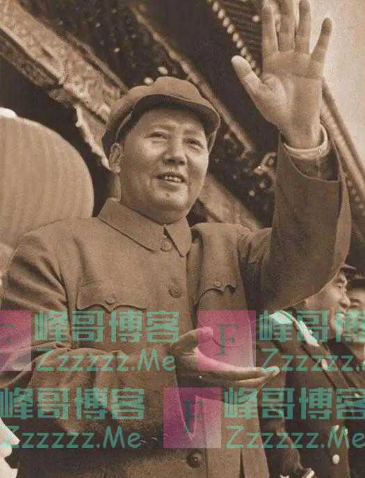 胡乔木说：毛主席晚年其志向之大，难以窥探，唯周总理可知可解