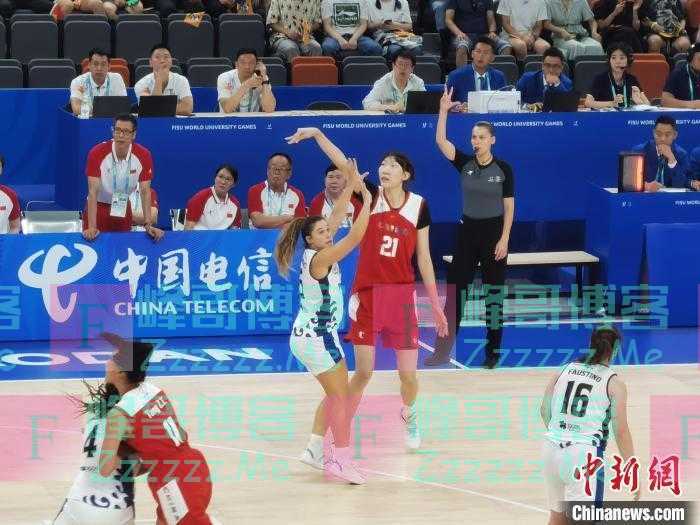 （成都大运纪事）中国女篮83:63战胜葡萄牙迎“开门红” 韩旭轻取24+5