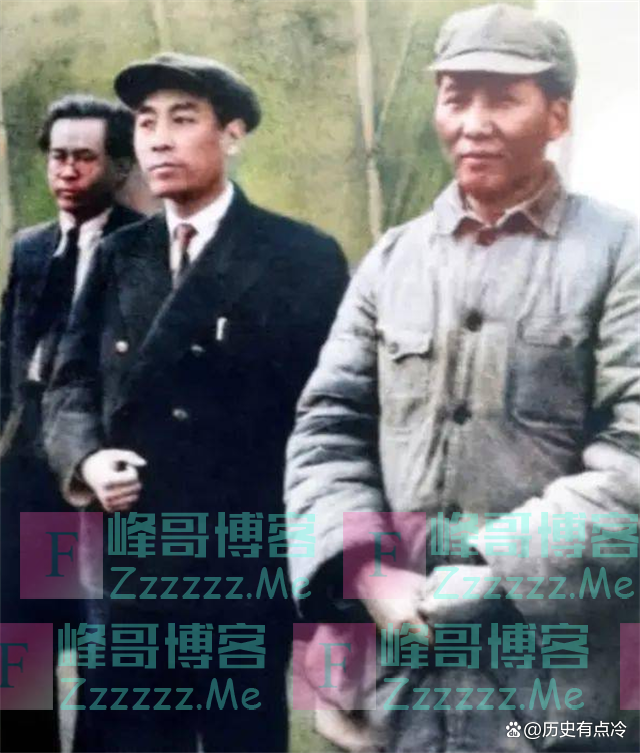 1980年，记者问邓小平：毛主席纪念堂是否将要拆掉？他如何回答