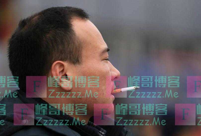 鼻毛外窜的男性，有何不同之处？鼻毛变白暗示什么？看完涨知识了