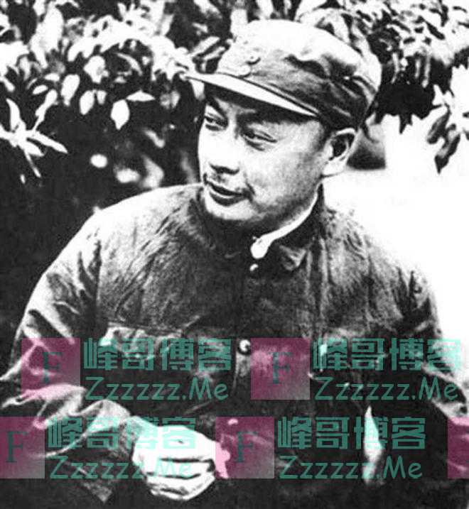 55年“大授勋”时，刘少奇建议陈毅将元帅军衔让给粟裕，陈毅同意