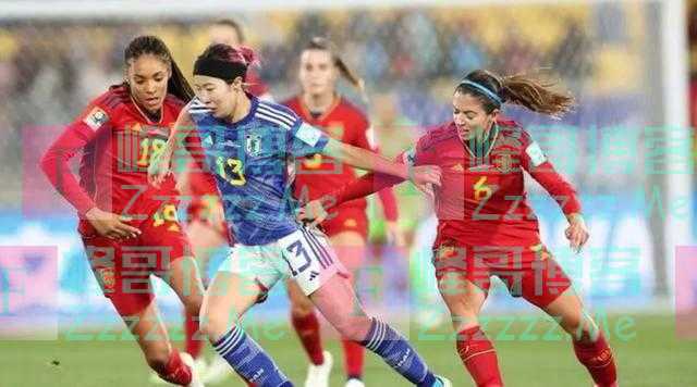 1-2女足再次爆大冷，世界杯冠军下台，18岁小将世界波，韩国欣喜
