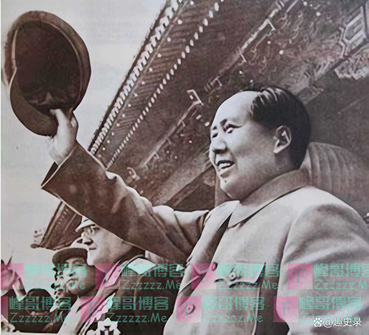 1971年后毛主席再未上过天安门，并叮嘱朱老总：让老帅们常来看我