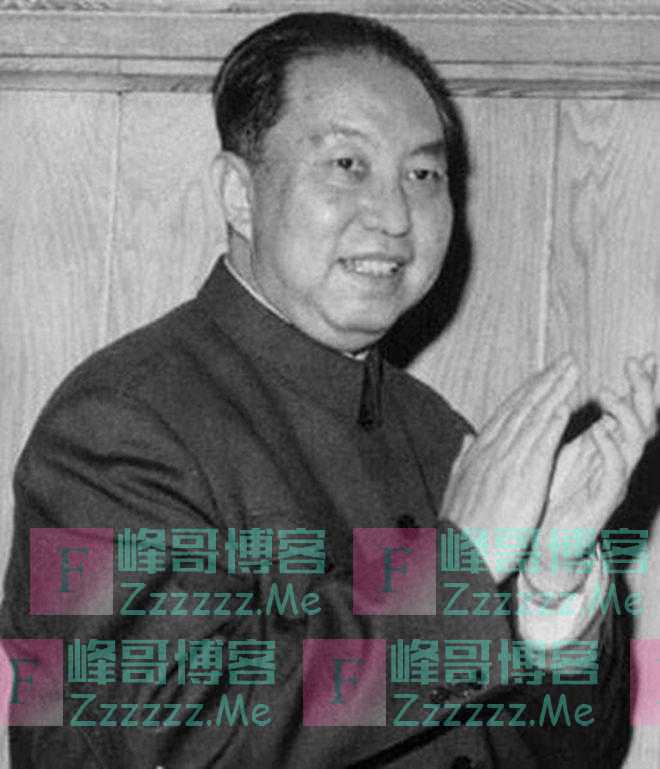 1974年华国锋低调参加女儿家长会，同桌家长问：你是做什么工作的