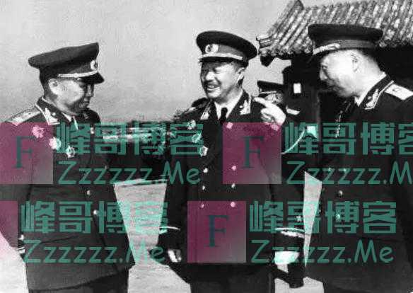 1955年大授衔，周总理问一位红色特工说：你要中将还是上将