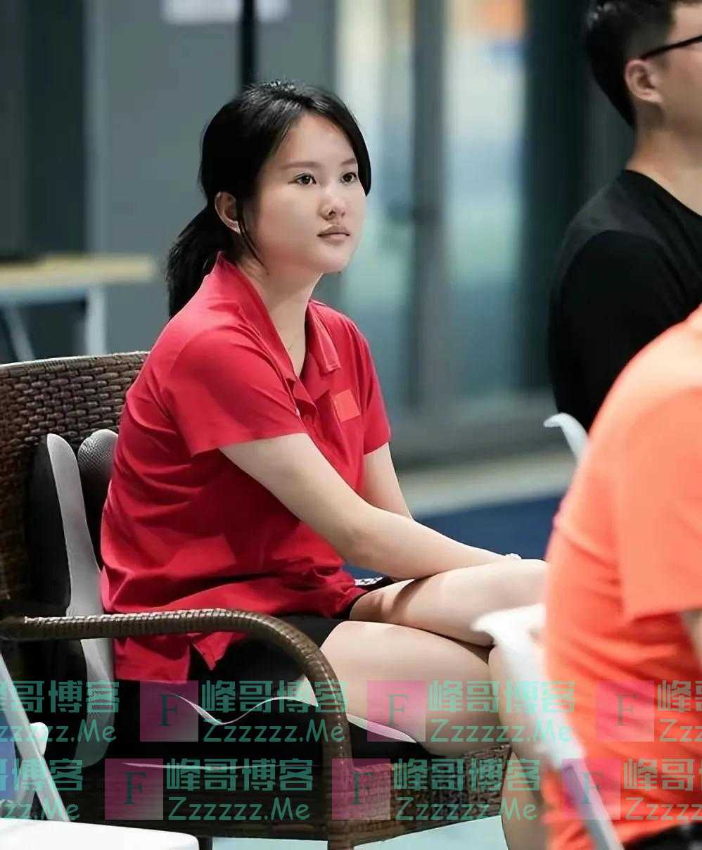 31岁陈若琳的爱情故事:拒绝霍启山的追求,却对于大宝情有独钟!
