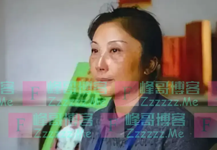 男孩被拐后父亲抑郁自杀，25年后妈妈发现：儿子竟是自己4年好友