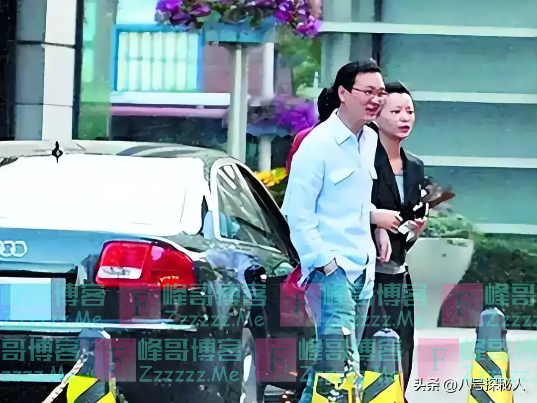 从“央视一姐”到慢慢没落,50岁的董卿走上了一条“不归路”