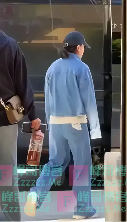 贾玲被质疑体重反弹,最新机场生图流出,网友:傻眼了……
