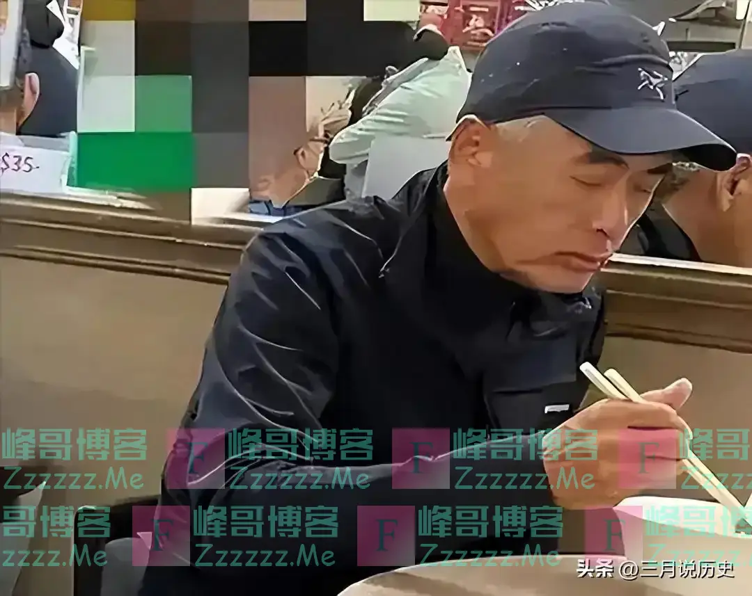 有一种反噬叫周润发,中风住院无人照料,终于沦落到这个下场