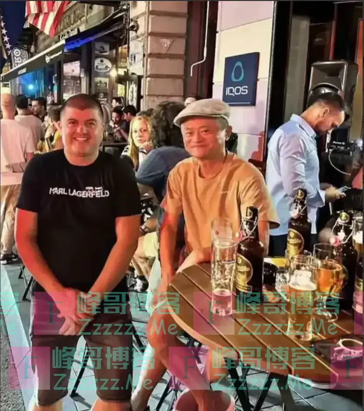马云在国外低调现身,独自逛伦敦菜市场,落寞衰老,不见往日风采