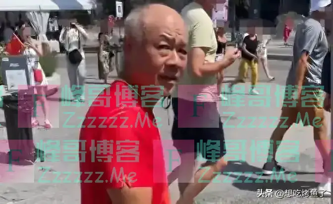 李宁成小老头?独自提包现身巴黎奥运,头发花白驼背惹心酸