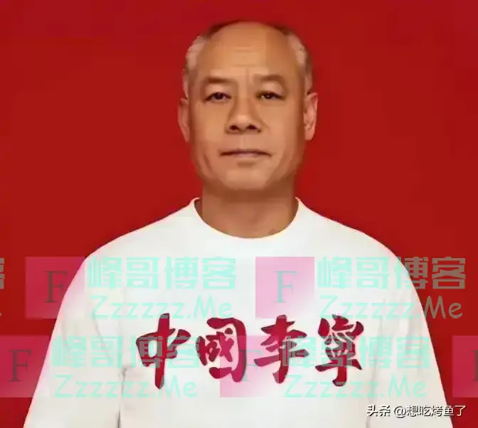 李宁成小老头?独自提包现身巴黎奥运,头发花白驼背惹心酸