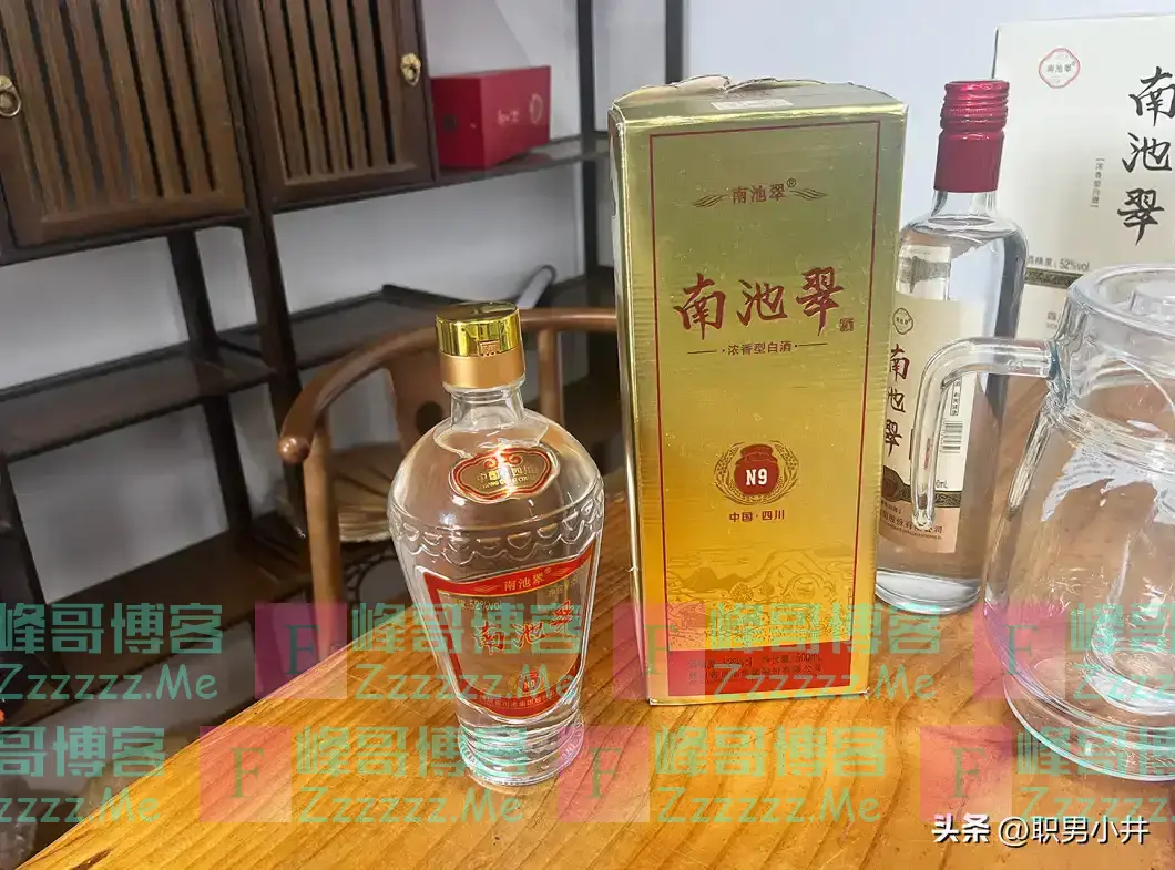 广东4男子自驾云南偶遇彝族婚礼,随礼800吃席,走时却被主人拦住
