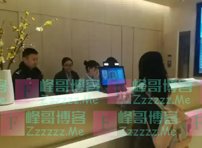 为何现在很少酒店查房了,难道不怕顾客“乱来”吗?前台说出实话