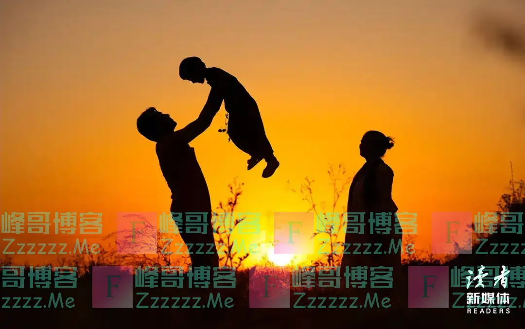 “新型啃老”出现了?很多家长浑然不知,反而认为孩子很优秀