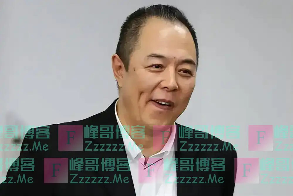 善恶终有报!66岁双腿包扎瘫在轮椅的张铁林,已活成一个“笑话”