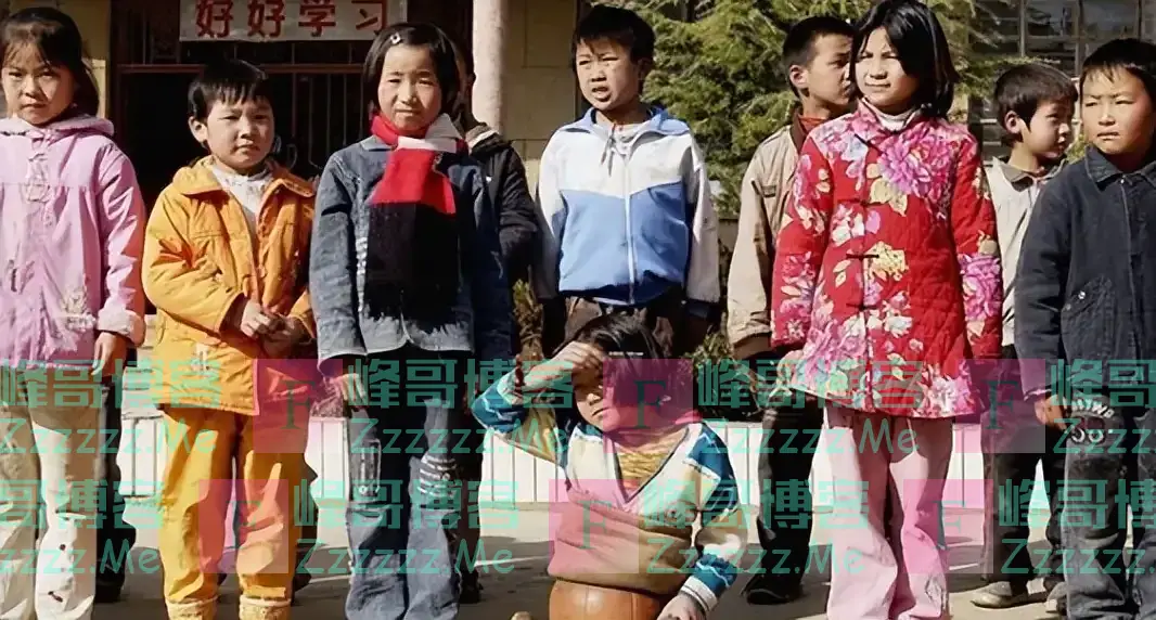 当年那个没腿的“篮球女孩”,如今28岁了,貌美如花,当了公务员